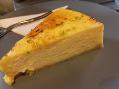 覆盆子芝士蛋糕-来回·咖啡(钟村咖啡豆店)