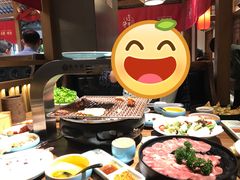 -明洞阿姨·韩式酱蟹烤肉·创意料理(三元桥店)