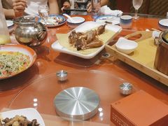 -鱼满舱·鲜活海鲜·正宗鲁菜