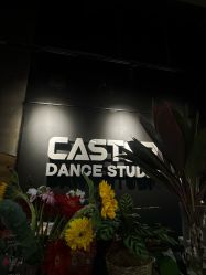 -CASTER跳舞俱乐部