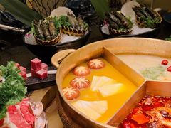 -湊湊火锅·茶憩(打浦桥日月光店)