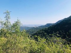 -鬼笑石后山停车场