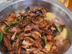 -休记光头香辣蟹干锅(绵竹店)