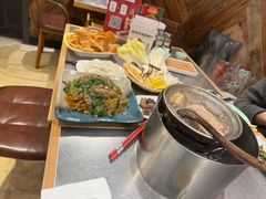 -潮界(LU·ONE凯德晶萃广场店)