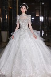 -不晚国际婚纱礼服