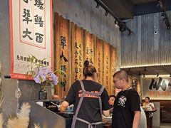 -李犟大爆鳝面·手工蟹黄包(湖滨西湖店)