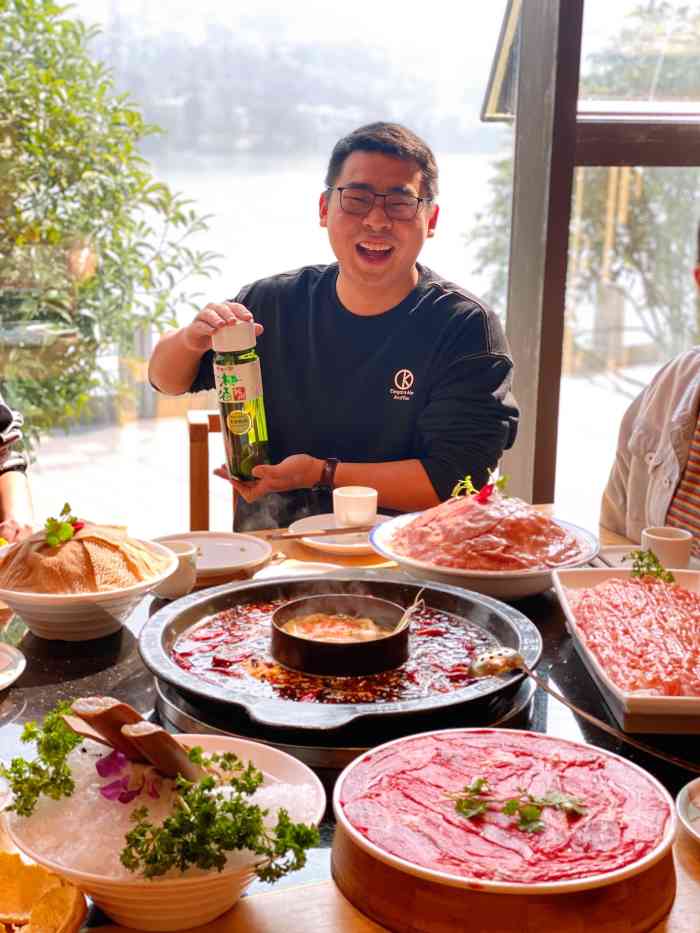 晓秧锅鲜货火锅射洪店