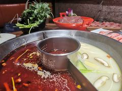 -佬土鹅肠火锅(解放路店)