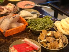 -星鸿社重庆老火锅(燃灯寺分店)