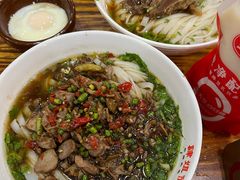 酸辣鸡杂粉-肆姐面粉馆(坡子街店)