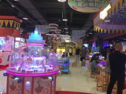 -哈尼鹿儿童乐园(长沙梅溪湖步步高店)