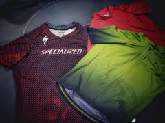 -SPECIALIZED闪电自行车(建国西路店)