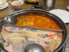 酸汤鸳鸯锅底-阿婉贵州苗家酸汤鱼(梅林店)