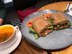 煎牛里脊卷饼-Moka Bros 摩卡站(西单大悦城店)