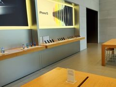 -Apple零售店(华贸购物中心店)