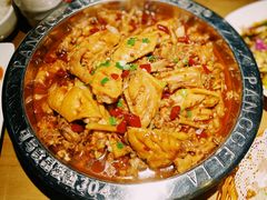 鸡翅煲-胖哥俩肉蟹煲(湖滨银泰in77店)