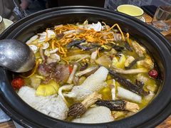 -菌之家·专业纯野生菌火锅·特色炒菌
