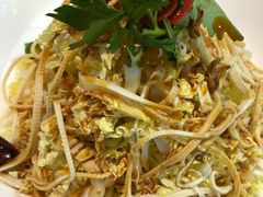 炝拌白菜心-上关雪東北菜(中房金谊店)