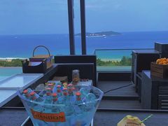 -瑰丽酒店·海吧·天际下午茶·现场DJ·天台酒吧