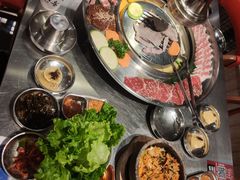 -哈哈碳都·牛肋条无限自助烤肉(台江万达店)