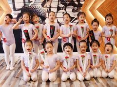 -艺彩童馨舞蹈培训学校(西湖道校区)