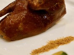 琉璃乳鸽-杭州JW万豪酒店-万豪中餐厅
