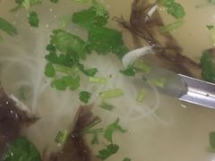粉丝汤-秦豫肉夹馍(骡马市总店)