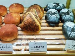 -提亚烘焙·手作面包·生日蛋糕(七星店)