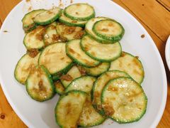 咸蛋黄炒小瓜-甜甜屋(解放中路店)