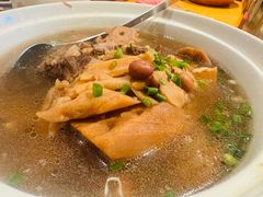 -巢爷老味(东方红店)