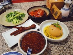 酒酿赤豆元宵-南京大牌档(香港广场店)
