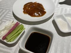 鸭胸皮-湖庭壹品鸭王·传统北京烤鸭·别墅私房菜·庭院宵夜(江宁店)