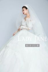 -Lady  Jane高端婚纱礼服馆