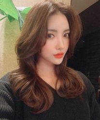 -变画·发型STUDIO