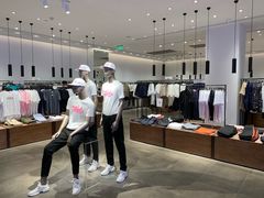 -URBAN REVIVO(西安Momopark店)
