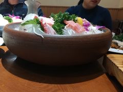 -青瓦餐厅·生鱼片·韩园烤肉(西塔店)