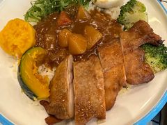 鸡排咖喱饭-汽车博物馆主题餐厅