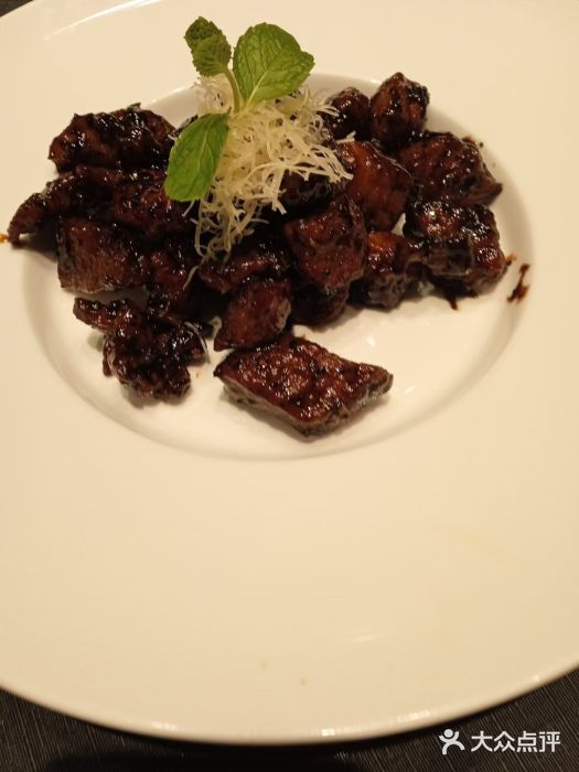 望乡楼上海菜(日月光店)越式牛肉粒图片
