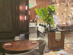 -松咖啡自助餐厅·松北香格里拉