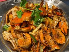 -休记光头香辣蟹干锅店(衣冠庙店)