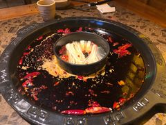 -舒家大院重庆老火锅(纪念塔店)