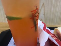 满杯西柚汁-咭味哆·炸鸡汉堡(昌安店)
