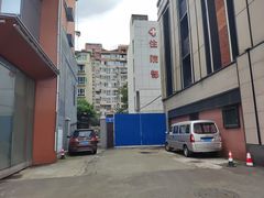 -桔子酒店(成都武侯祠衣冠庙地铁站店)