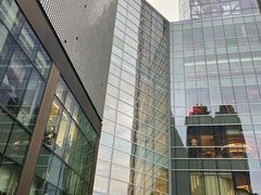 -LuOne凯德晶萃广场(徐家汇路店)