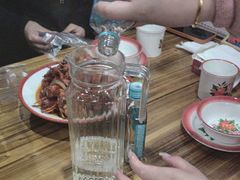 -冶建镜子·老南昌大排档·江西虾王(总店)