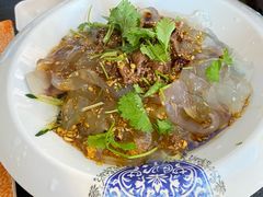 肉丝拉皮-诺敏塔拉奶茶-布里亚特包子-手把肉(锦都会店)