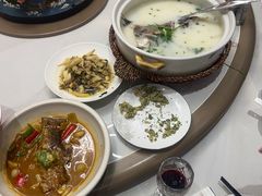 -紫藤园·天目湖大鱼头(南山竹海店)