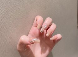 -EAST日式美甲美睫沙龙
