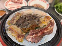 -哈哈碳都·牛肋条无限自助烤肉(宝龙店)