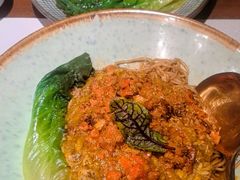 -蟹黄鱼·海派深夜面馆(巨鹿路店)